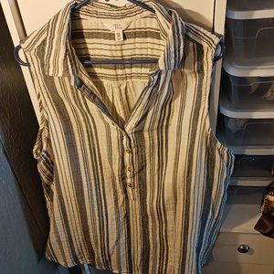 casual sleeveless button up shirt
